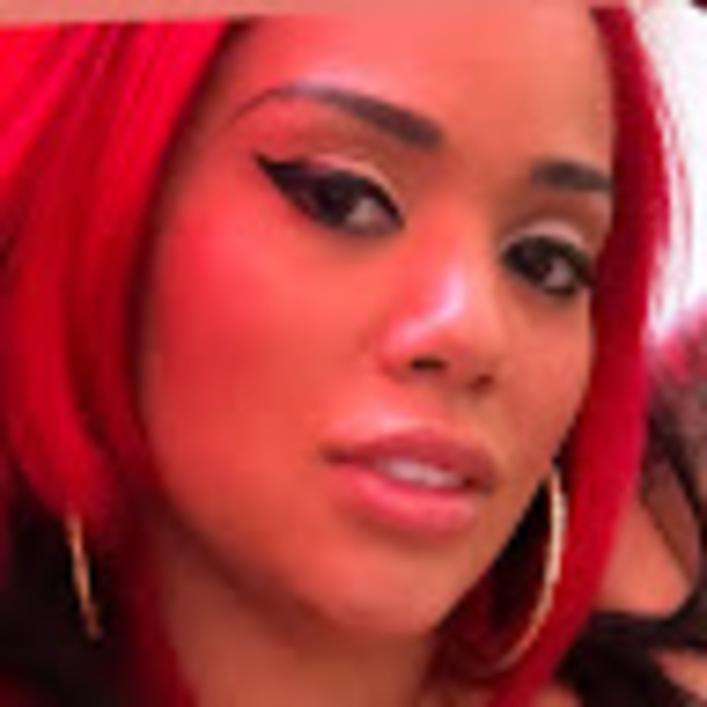 Meet your Posher, Cristal